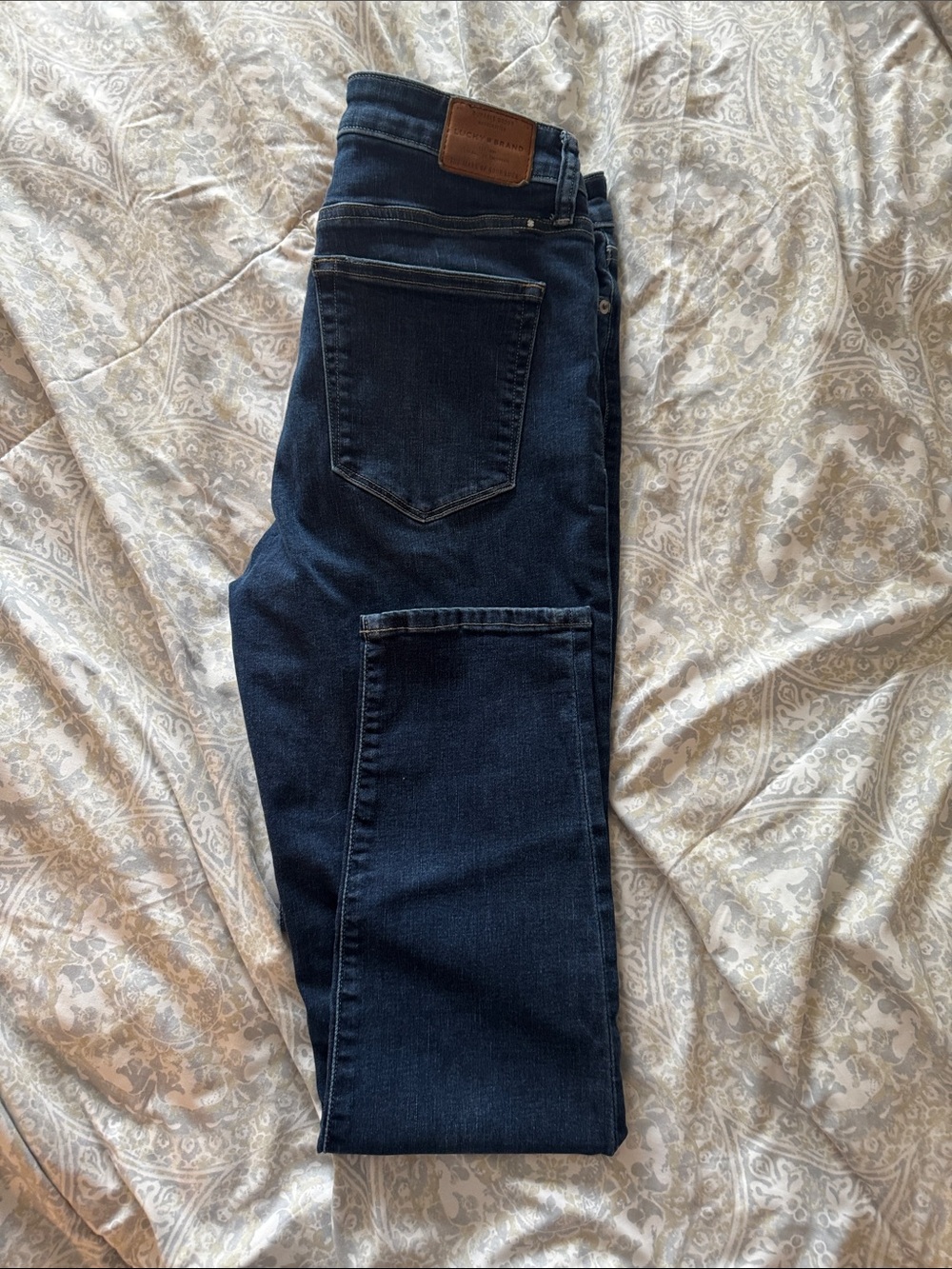 Lucky Brand Dark Indigo Slim Straight Jeans